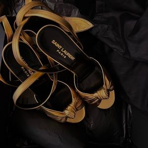 Gold SAINT LAURENT
Block Heel 130mm Sandals